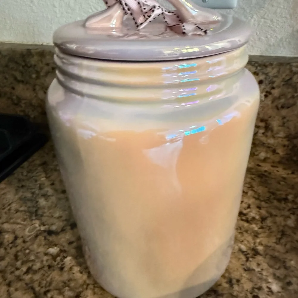 Rae Dunn Pink Iridescent Be Mine‎ Valentine's Day Canister